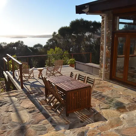 Of Stone & Wood Guesthouse Muston Exterior photo